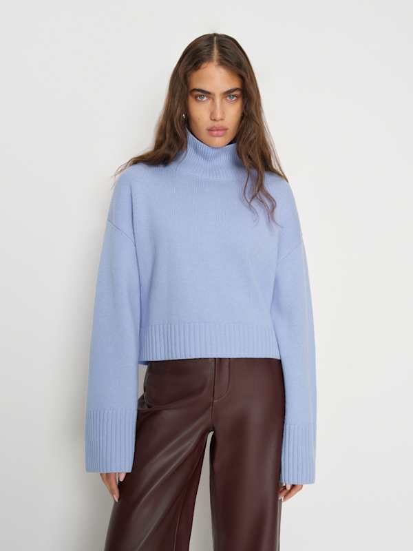 March Regenerative Wool Cropped Turtleneck - Ice Water